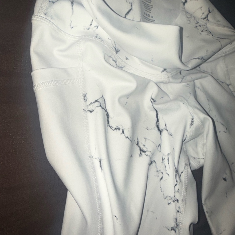 BuffBunny White and Black Marble Leggings